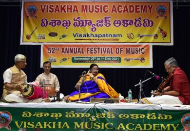 Sikkil Mala Chandrasekhar (Flute)